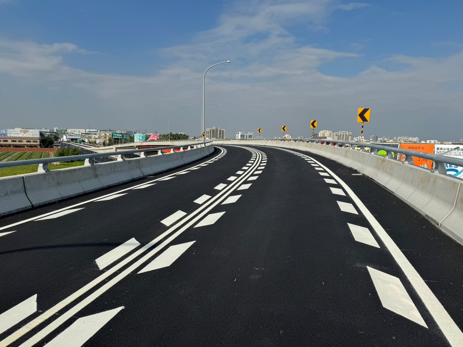 港社大道與南科聯絡道路口轉向改善工程主橋段(往南科方向)