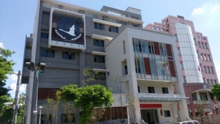 &uarr;南向外觀照片（白天） 