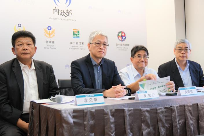 1140911 部務會報後記者會_1.jpg