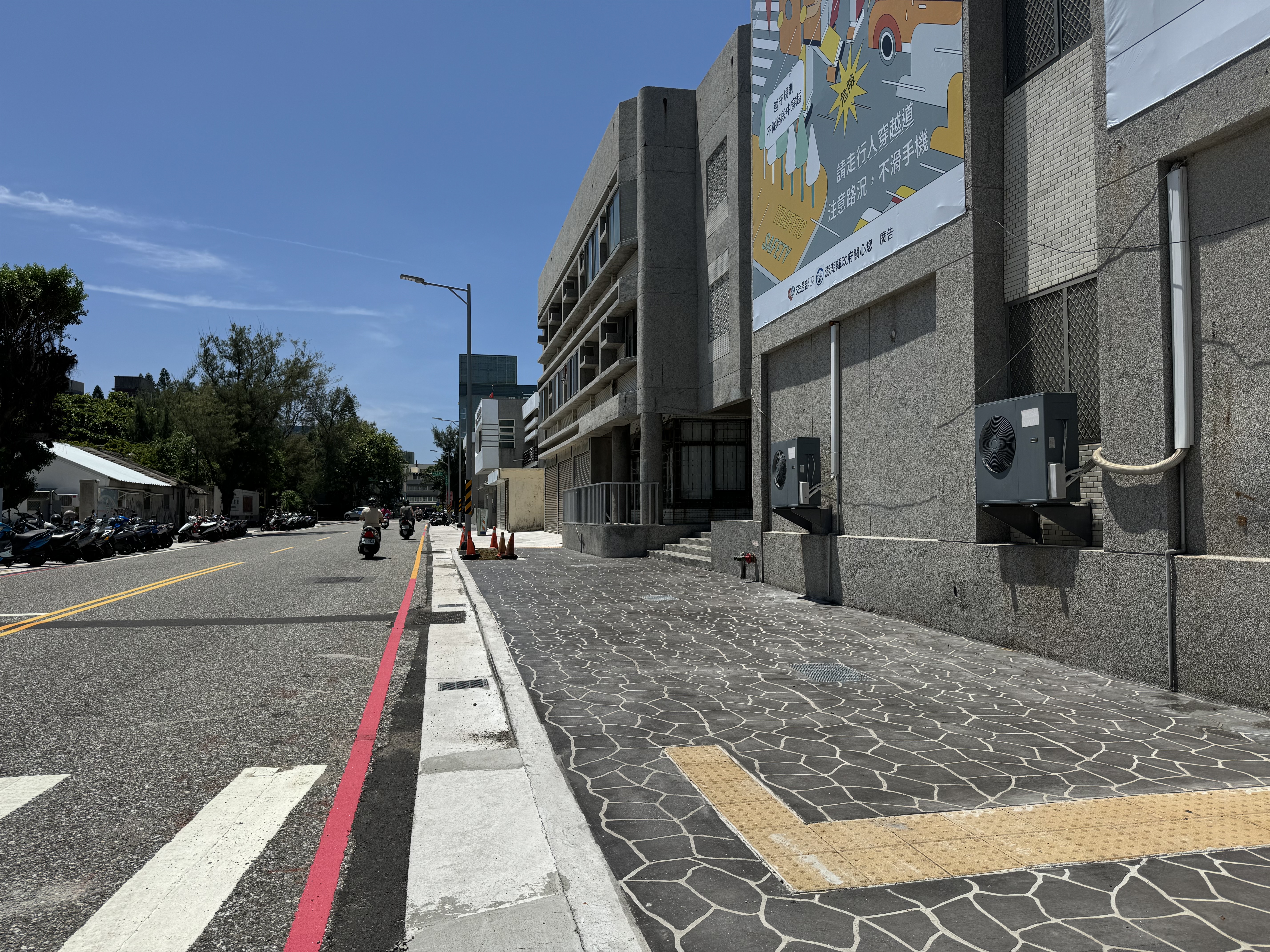 澎湖縣政服務中心周邊道路改善計畫完工照片1.jpg