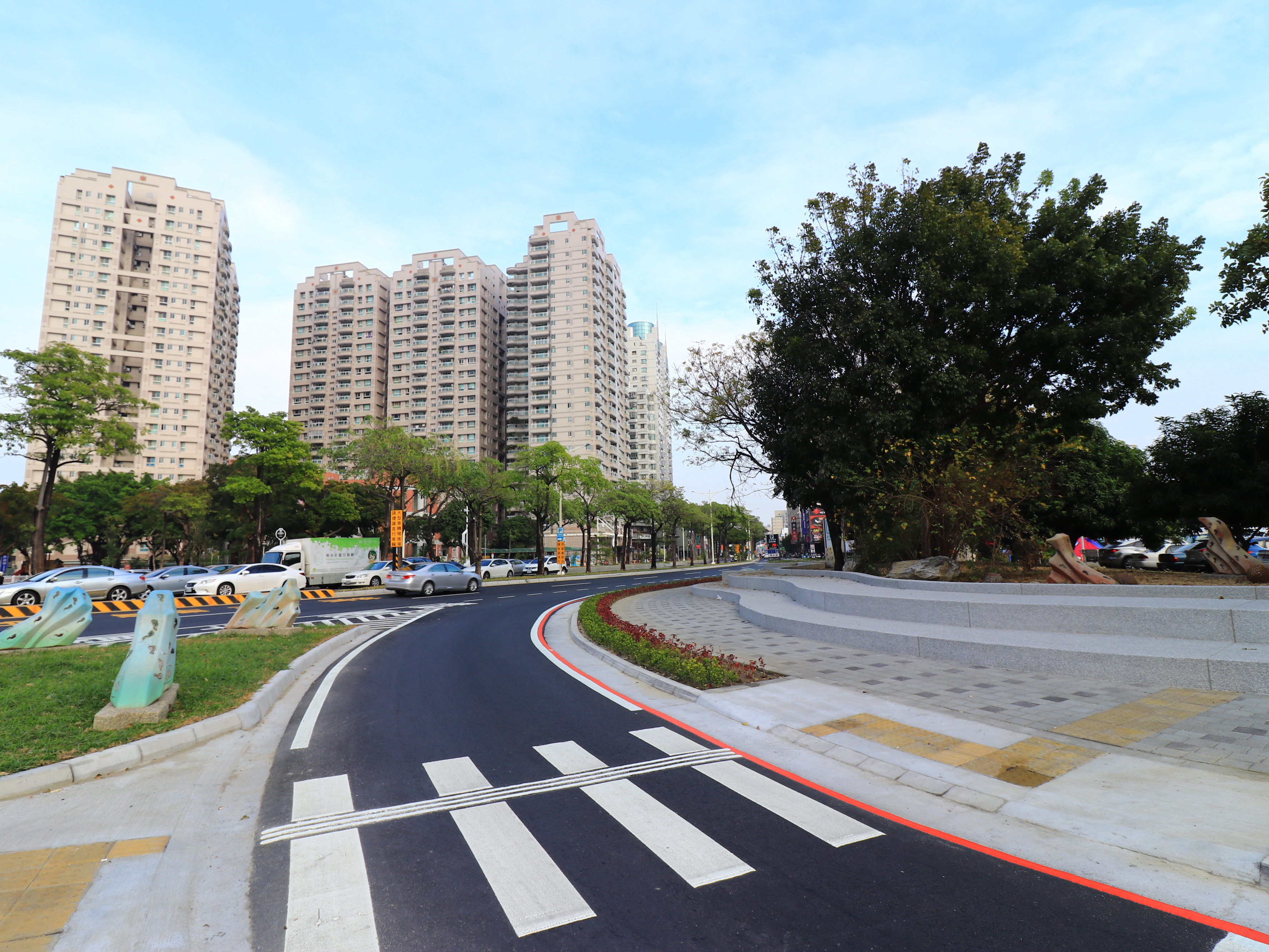 臺南市海安路（和緯路～中華北路）及公園南路（西門路～海安路）道路優質化工程-IMG_0549.jpg