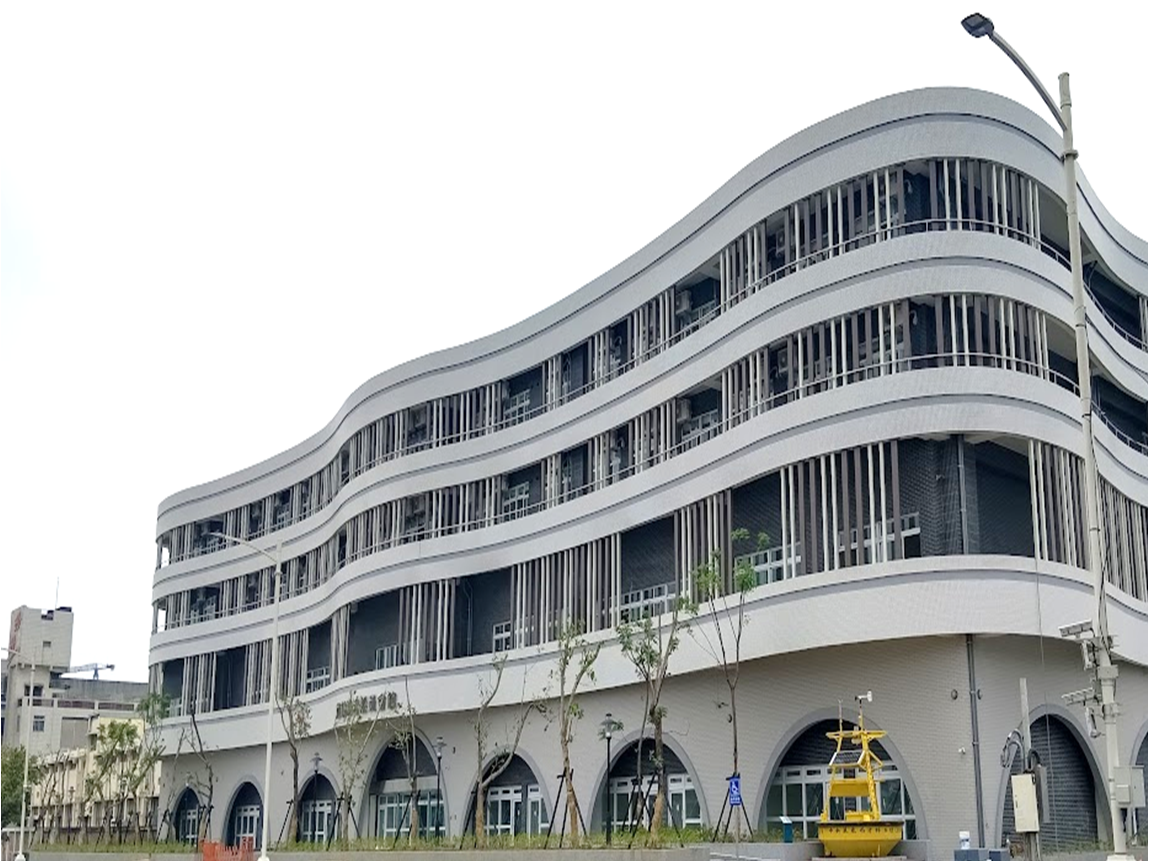 前鎮漁港多功能船員服務中心統包工程