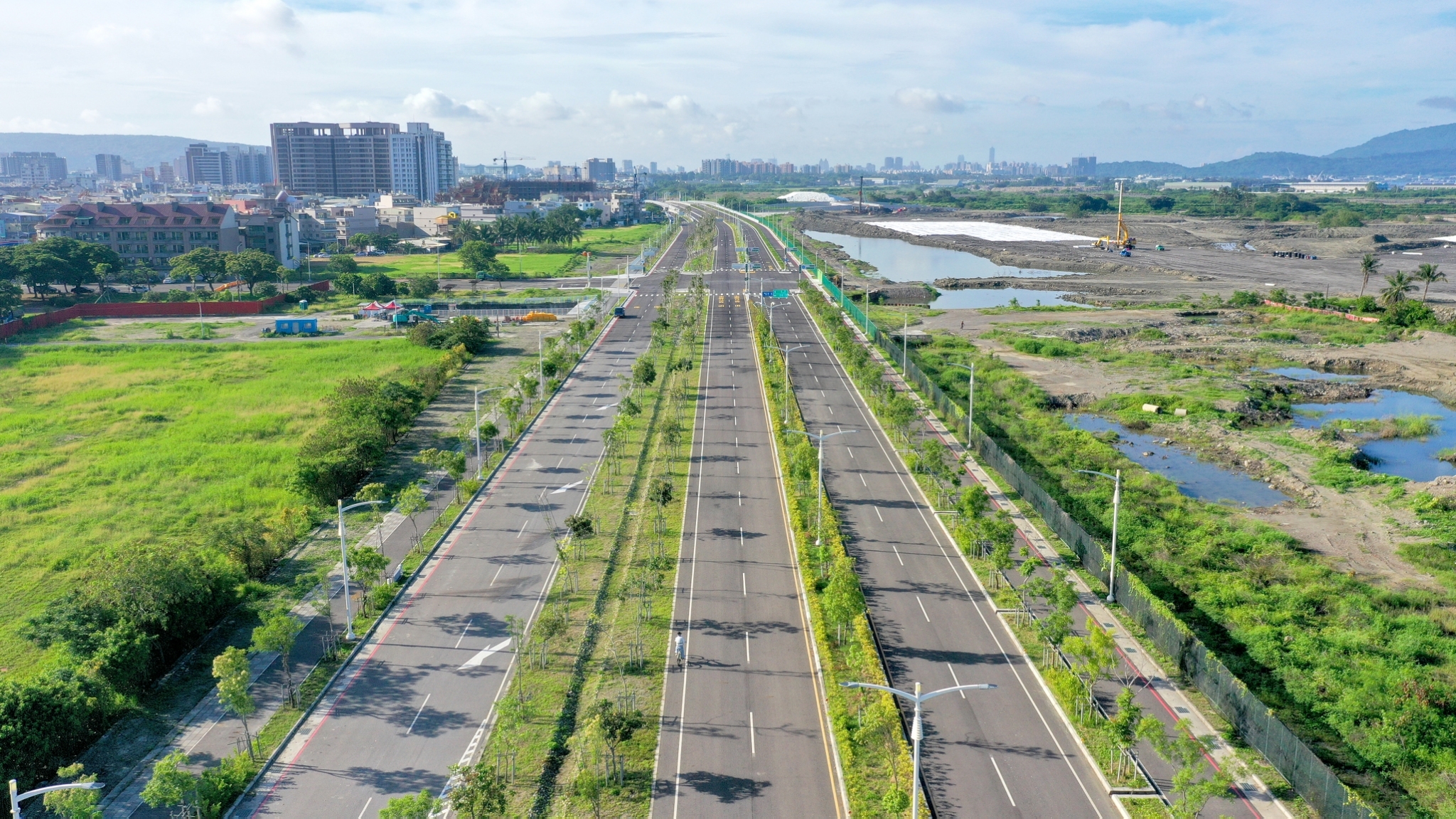LINE_ALBUM_台17空拍_220609_9_0.jpg