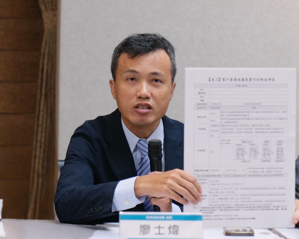 部務會報後記者會05