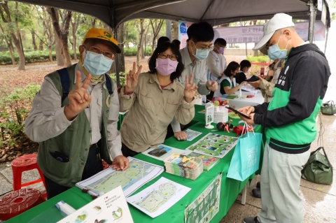 2022濕地日」參與的夥伴用心規劃精彩的活動，與現場民眾一同分享濕地的重要性。