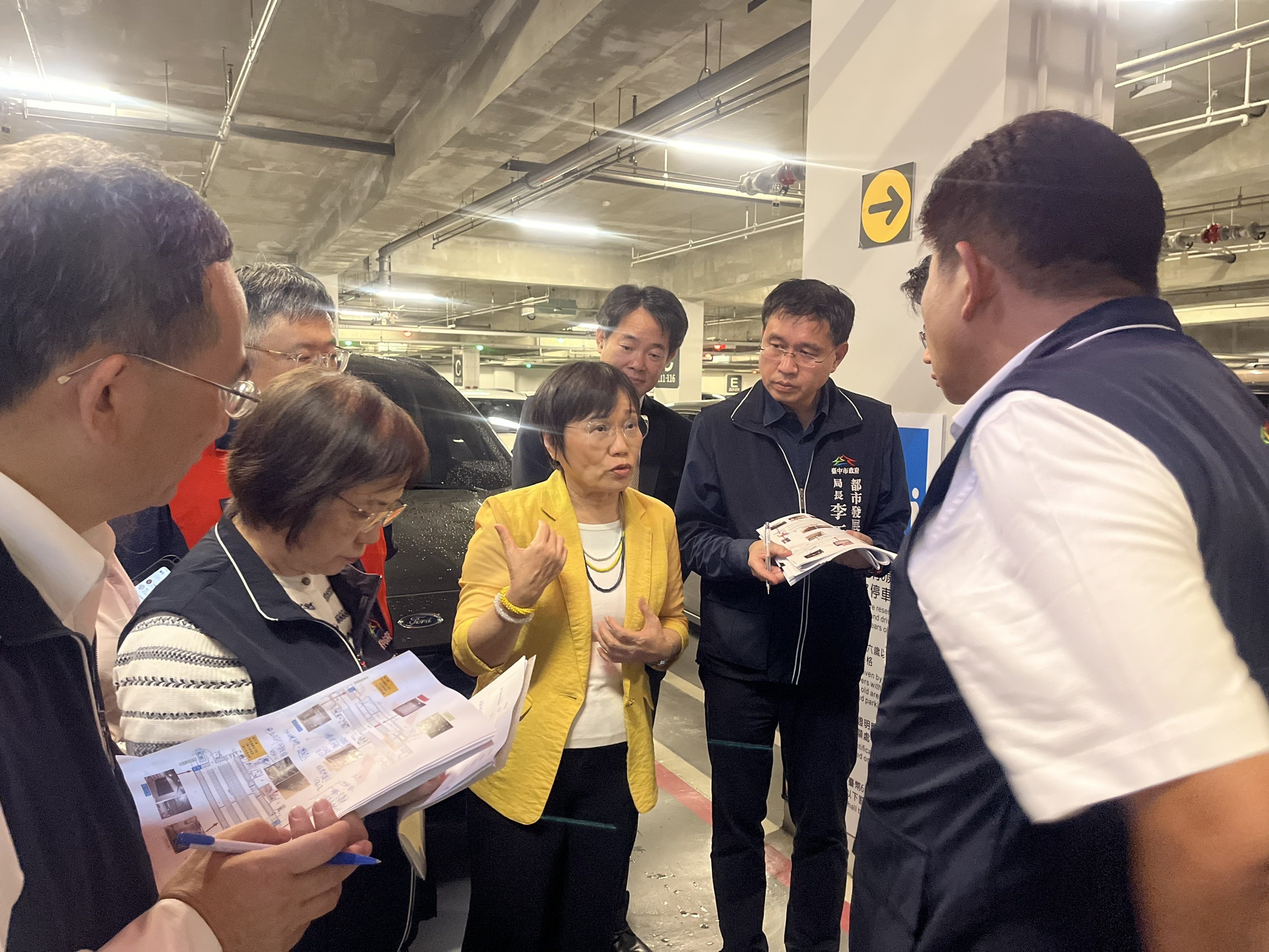 內政部長劉世芳今(9)日現地視察臺中歌劇院防空避難設備及進行意見交流.jpg