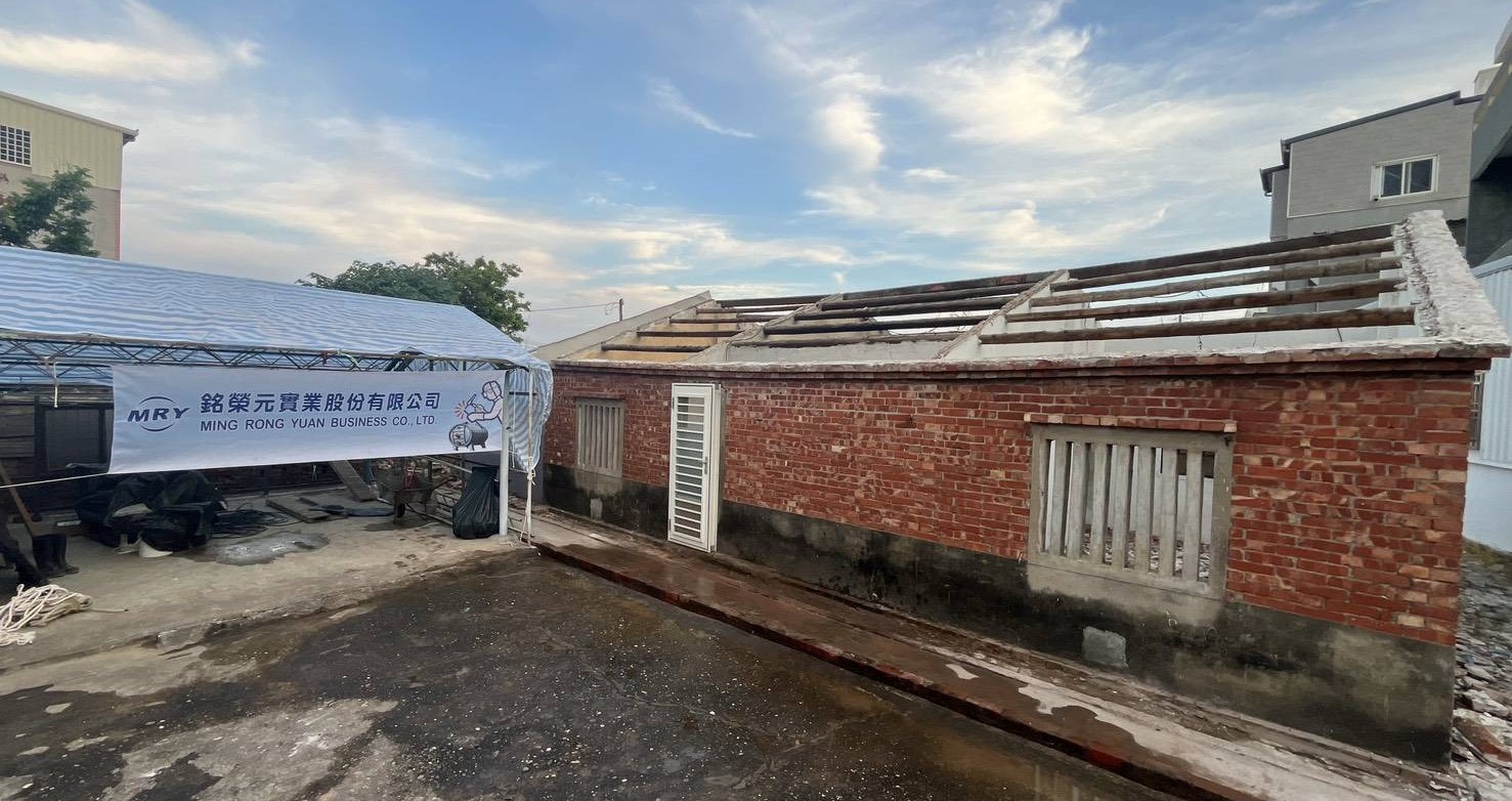 臺南市佳里區下營里因丹娜絲風災受損之民房屋頂修繕過程.jpg