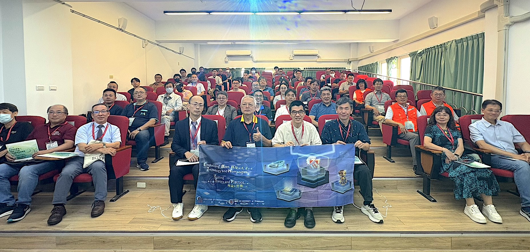 國土署「高功率雷射加工技術對下水道人孔蓋抗滑延壽驗證」-與會人員大合照